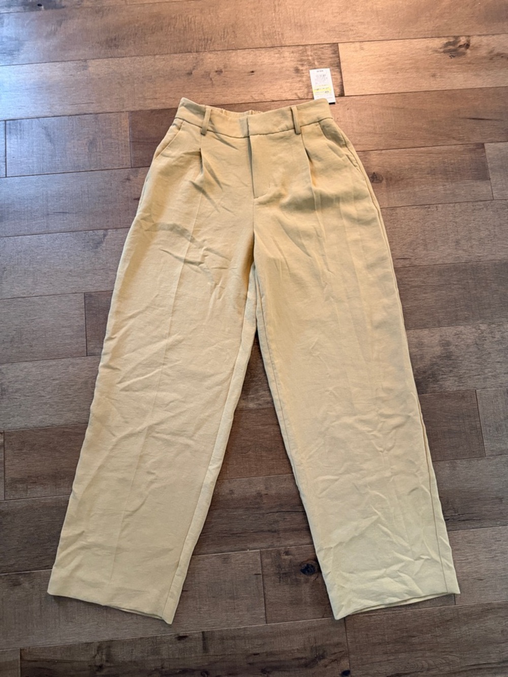 a new day Pale Yellow Pleated High-Rise Trousers